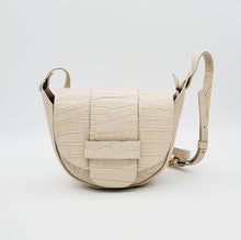 將圖片載入圖庫檢視器 Saddle Bag