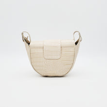 將圖片載入圖庫檢視器 Saddle Bag