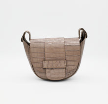 將圖片載入圖庫檢視器 Saddle Bag