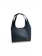 將圖片載入圖庫檢視器 Square tote
