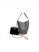 將圖片載入圖庫檢視器 Grained bucket
