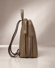 將圖片載入圖庫檢視器 Small Backpack

