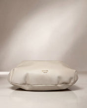 將圖片載入圖庫檢視器 Soft postman bag
