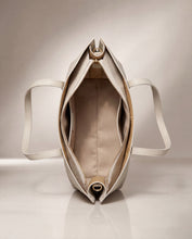 將圖片載入圖庫檢視器 Studded tote
