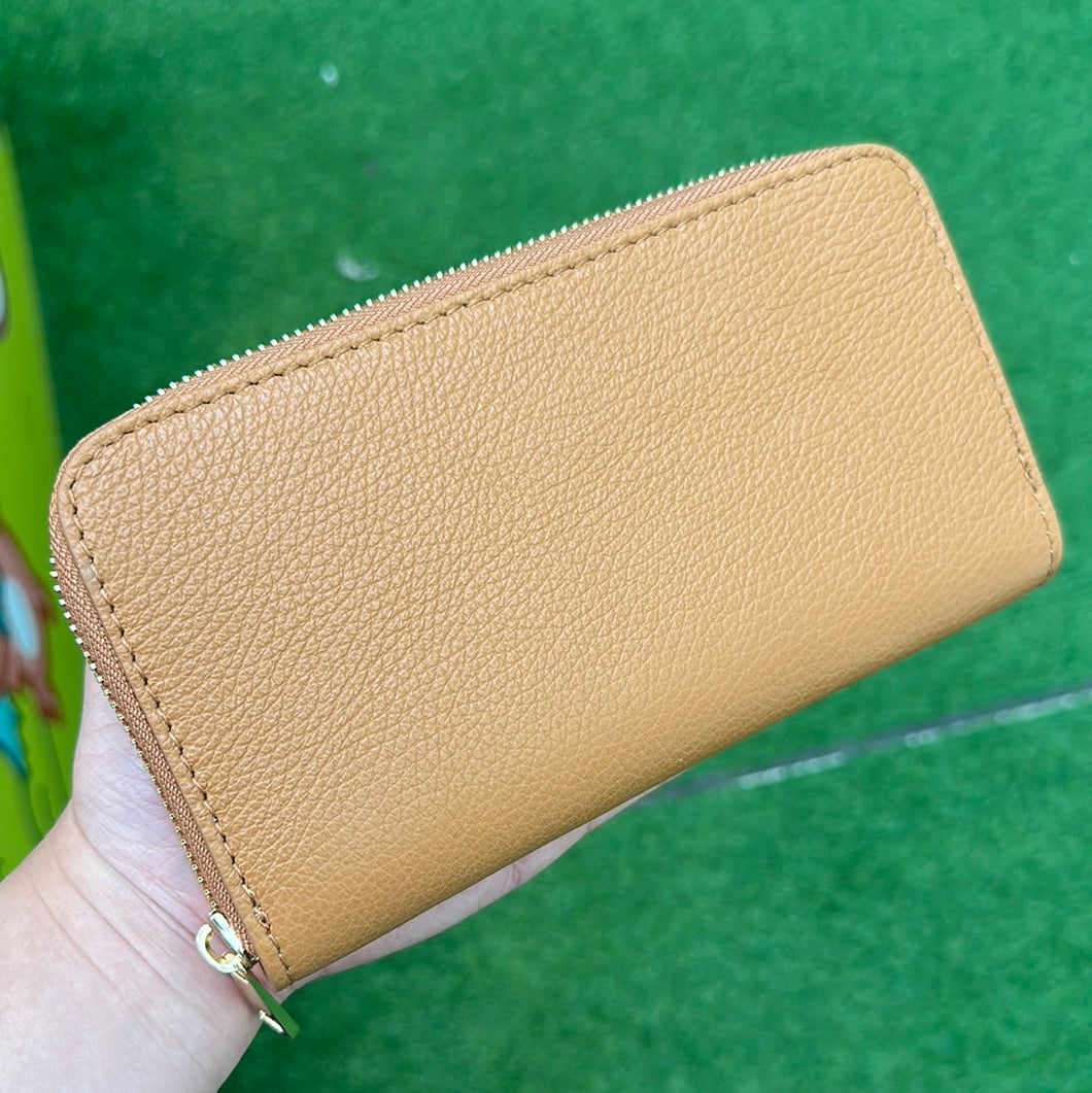 Long round zipped wallet